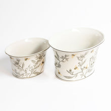 Load image into Gallery viewer, Fleurs Aux Abeilles Oval Pot Small
